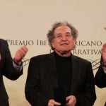 Ricardo Piglia recibe Premio Iberoamericano de Narrativa Manuel Rojas