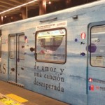CNCA y Fundación Neruda realizan inédita intervención poética en Metro de Santiago