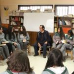 Estudiantes de Curarrehue conversan con poeta mapuche Elicura Chihuailaf