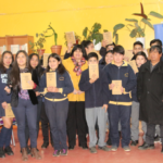 Poeta mapuche Leonel Lienlaf dialoga con estudiantes del Liceo Barros Arana en Teodoro Schmidt